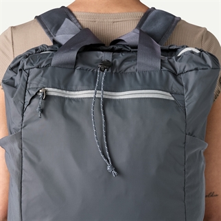 Patagonia Terravia Tote Pack lukning